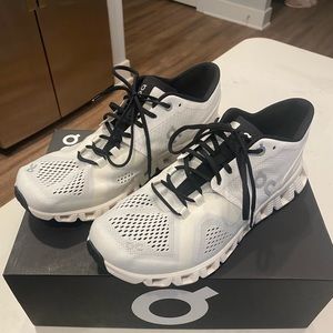 SOLD On, Cloud X training women’s tennis shoe